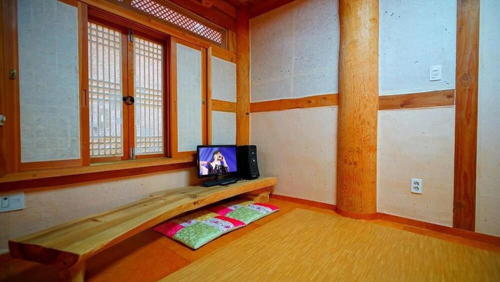 Kumwondang Jeonju Hanokstay Bagian luar foto