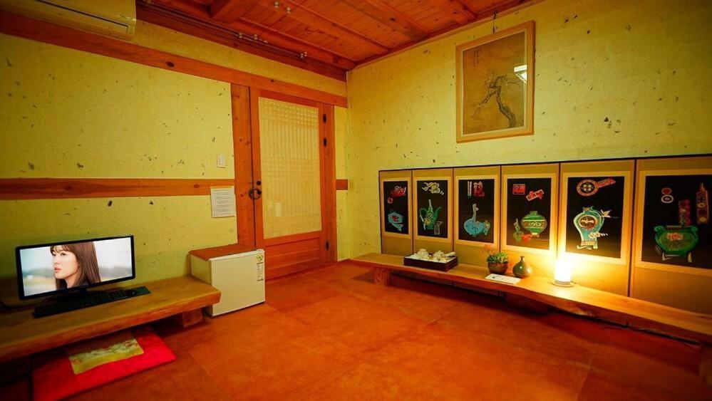 Kumwondang Jeonju Hanokstay Bagian luar foto