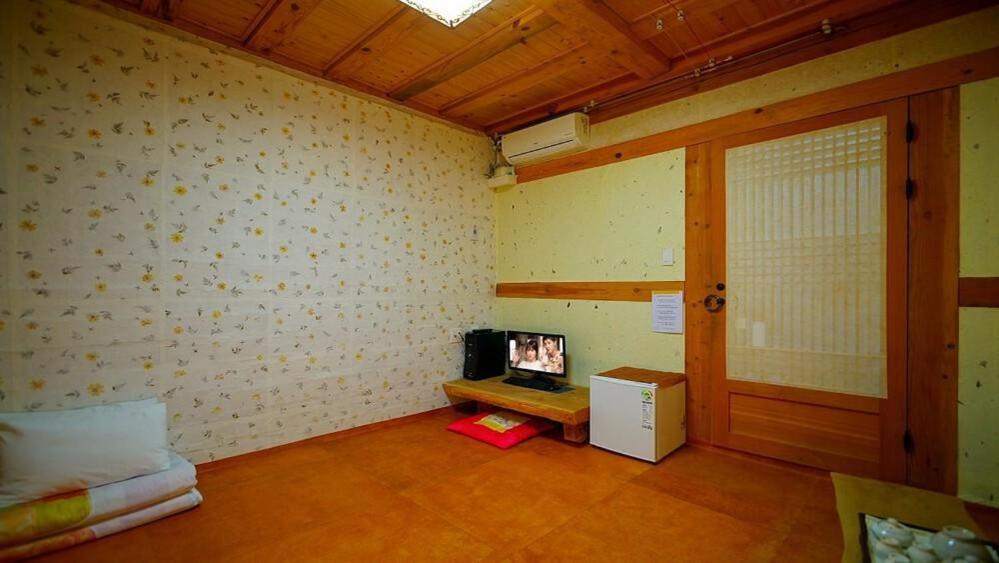 Kumwondang Jeonju Hanokstay Bagian luar foto